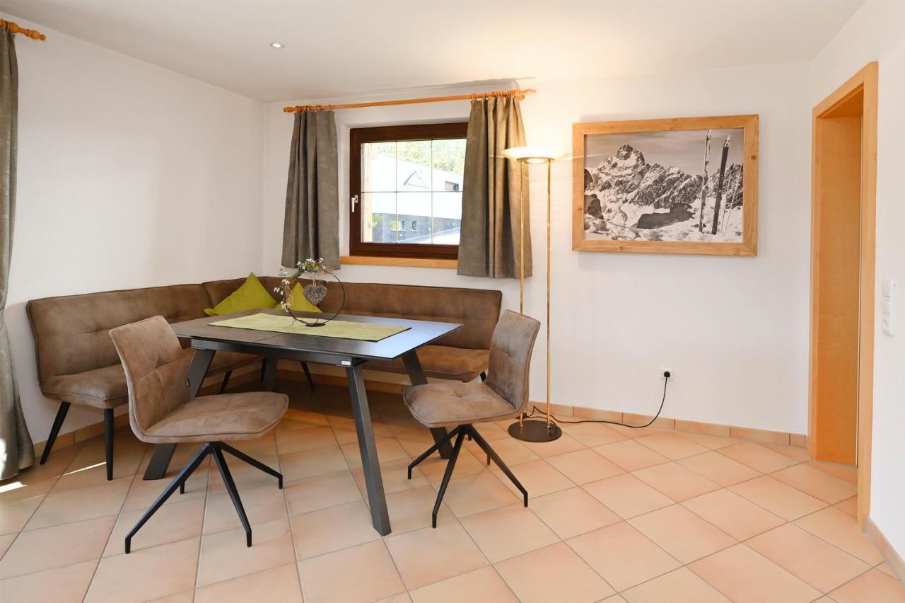 Apartment Marent Garten Chalet Vandans Exterior foto